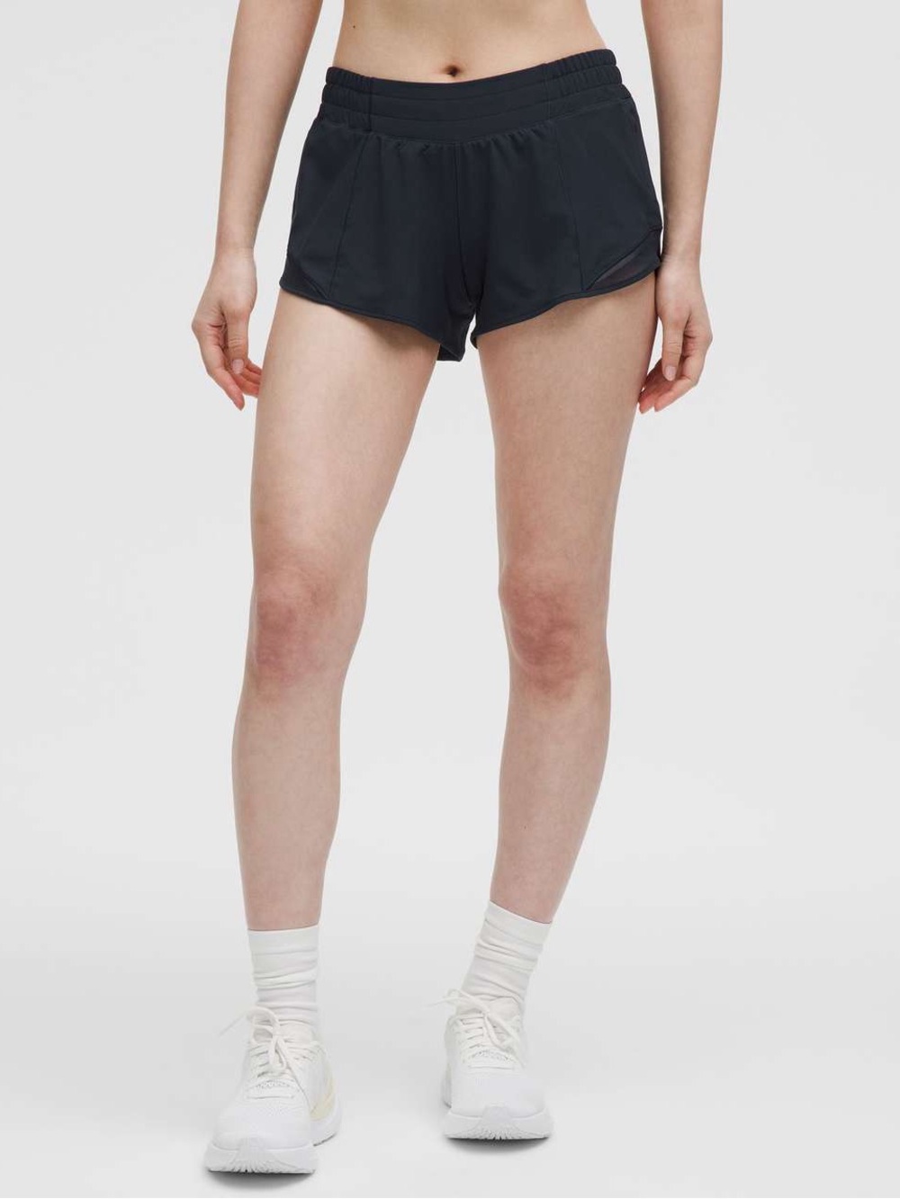 Lululemon Hotty Hot Low-Rise Lined Short 2.5"
